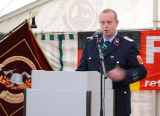 Wehrleiter André Böhme bei der Festansprache zur 125-Jahr-Feier der Feuerwehr Lugau