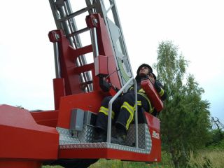 Wird ein seltenes Bild: Ausbildung zum Drehleitermaschinisten an der Landesfeuerwehrschule Sachsen