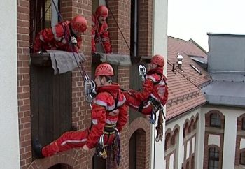 Höhenrettungsgruppe der Berufsfeuerwehr Chemnitz am Übungsturm