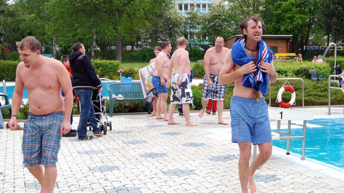 Nur kurz konnte man es im kalten Wasser aushalten